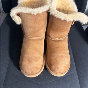 UGG Classic Chestnut Boots with Shearling